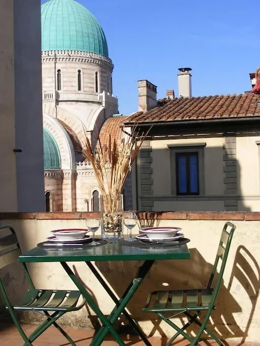Sunny Home With Roof Patio 피렌체
